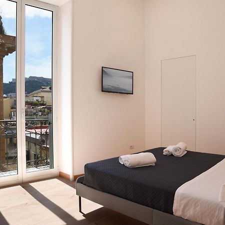 Apartamento Downtown Umberto 74 Nápoles Exterior foto