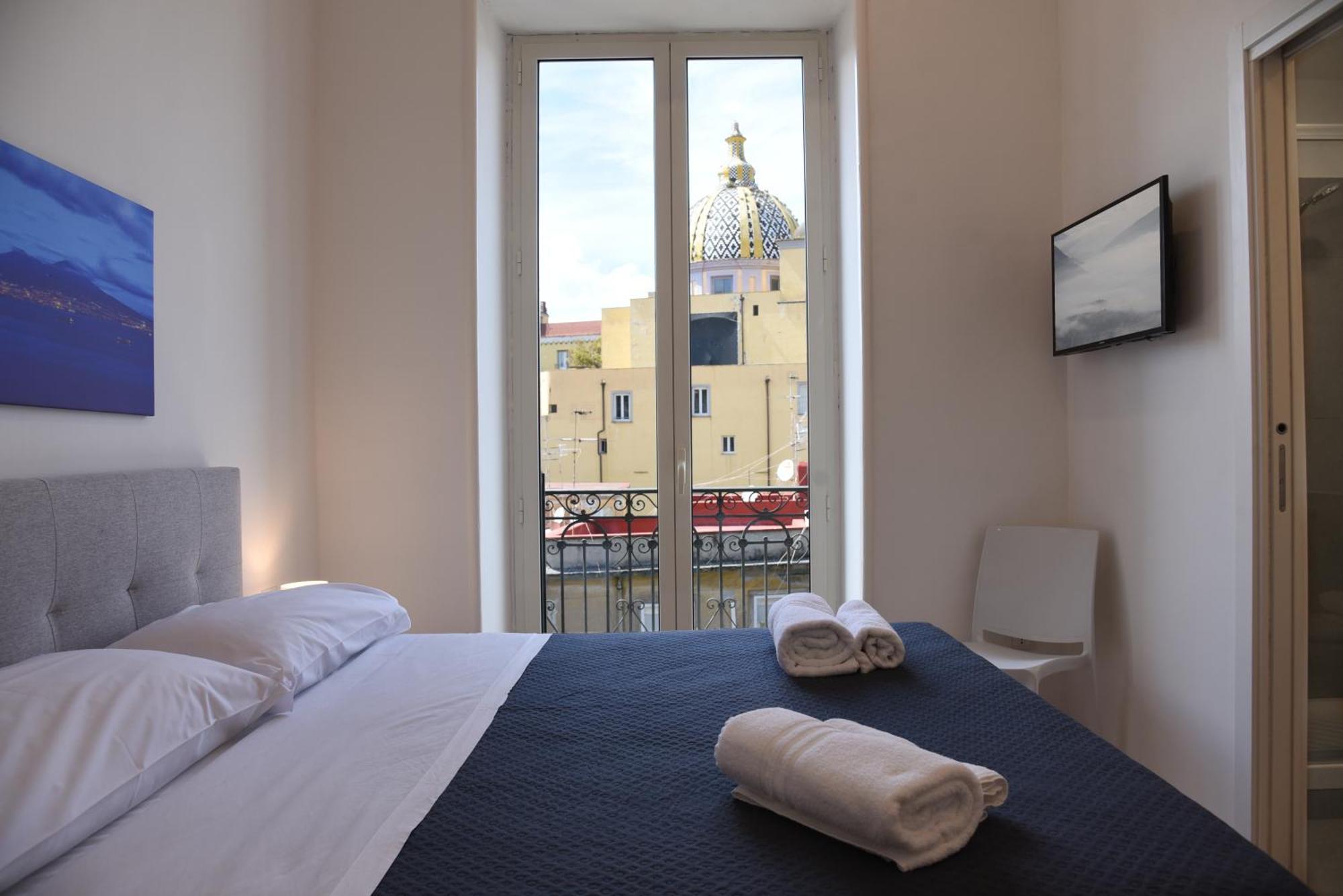 Apartamento Downtown Umberto 74 Nápoles Exterior foto