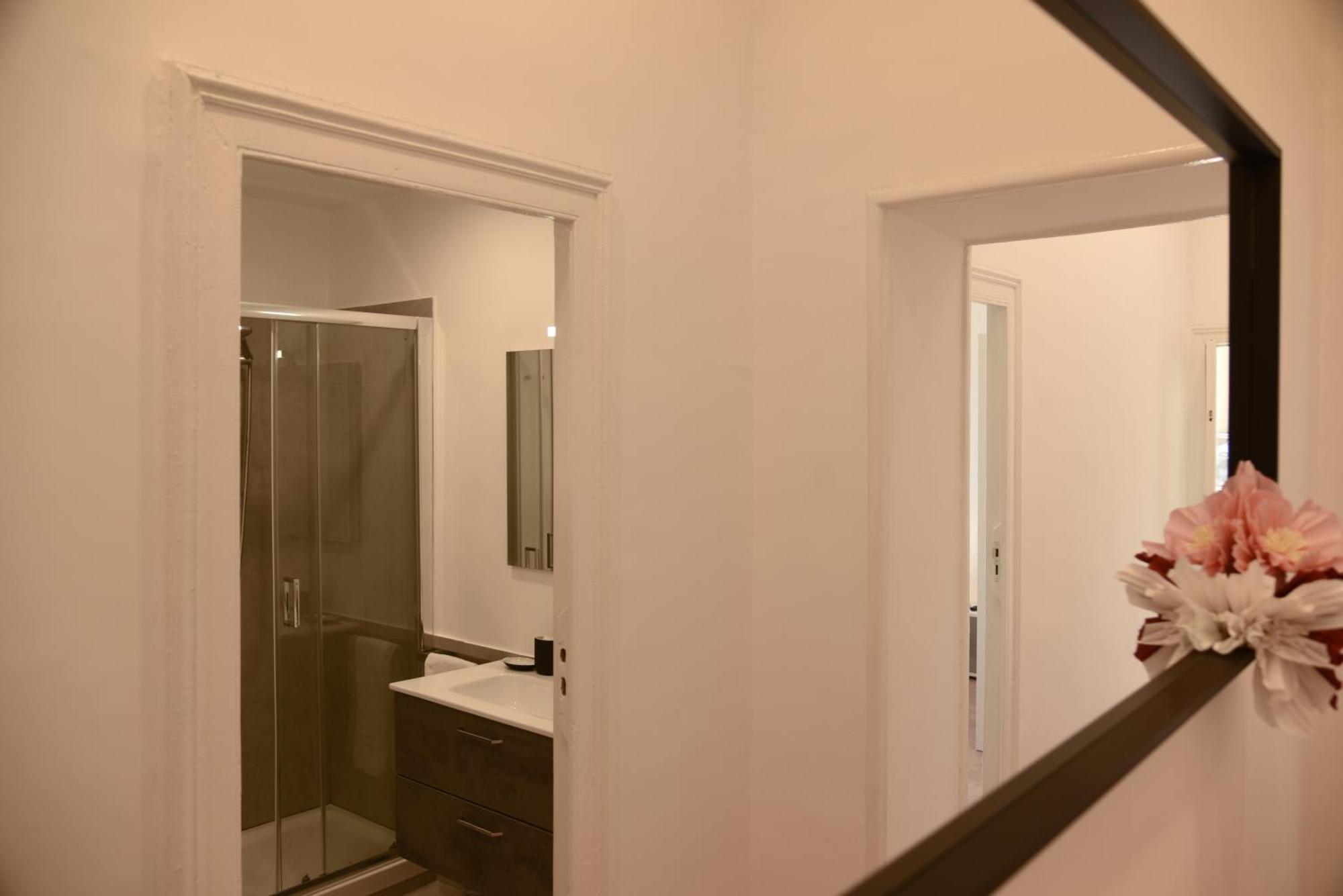 Apartamento Downtown Umberto 74 Nápoles Exterior foto